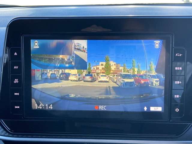 前後ドライブレコーダーは純正なのでナビで映像の確認が可能です！