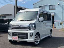 【オールメーカー新車・未使用車 取り扱い専門店】 岐阜県内に3店舗展開中！！ 県内最大級の総在庫1,000台の大型展示場でお待ちしております♪