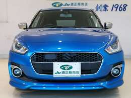 【外装】展示前に1台1台プロによる磨きあげ済み　お客様からもきれいだねと評判です　ぜひご来店時にお確かめください