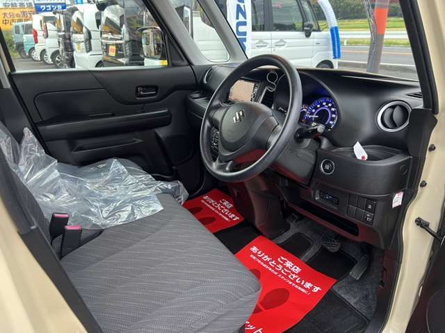 ☆内装は綺麗にクリーニングしています☆