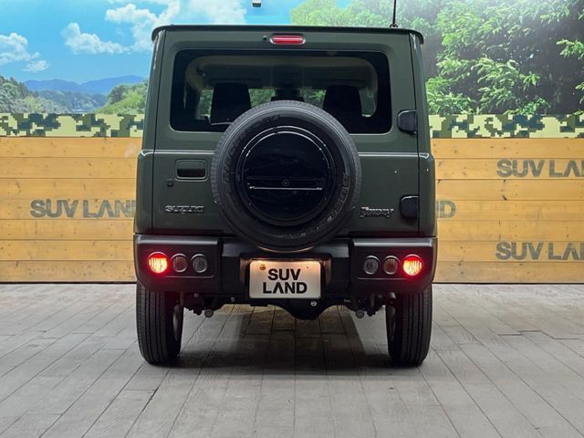 安心の最長10年・走行無制限保証（有償）をご用意。保証内容も充実はもちろん、無料点検＆オイル交換や、年中無休の全国・24時間ロードサービスも付帯されておりますのでご安心下さい。