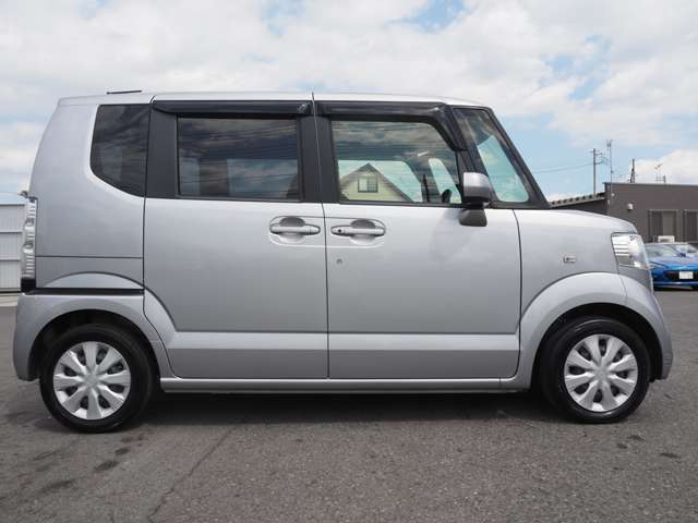 ☆ユーザー買取車両☆　当店のお車は全て一般ユーザー様より買取りさせていただいた新鮮なユーザー買取車両です！　毎日新しいお車が入荷するため各車両約6～8週間の期間限定販売となっております！