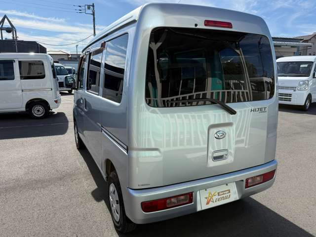 後ろも丁寧に仕上げます