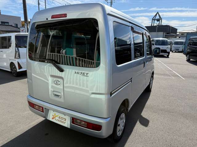 後ろも丁寧に仕上げます