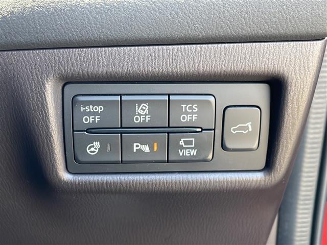 気になる車はすぐにお問い合わせください！画面右側の0066から始まる無料ダイヤルからお問い合わせ下さい！専門スタッフがお車のご質問にお答えいたします！