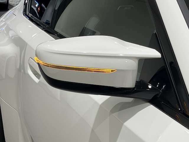 オートローンをご検討のお客様へ-スタンダードローンをはじめ、自由返済型、残価設定型など各種ローンの取り扱いがございます。試算などお気軽にお申し付けください。