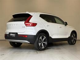 【右斜後】『外装：右斜後側』の画像になります。写真の内容に関してご不明点、ご質問等がございましたらお気軽にガリバー店舗までお問い合わせください。