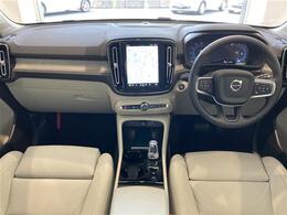 【インパネ全体】『インパネ全体』の画像になります。写真の内容に関してご不明点、ご質問等がございましたらお気軽にガリバー店舗までお問い合わせください。