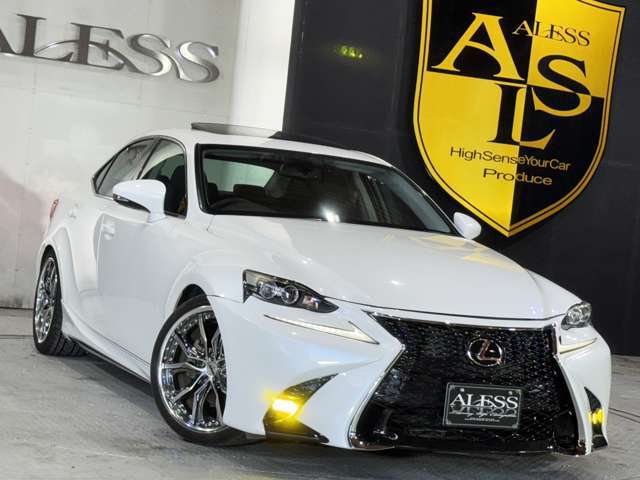 ★LEXUS IS250★黒革シート★サンルーフ★Bluetoothオーディオ対応★スマートキー★プッシュスタート★