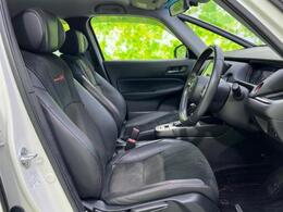 「この車の写真をもっと見たい」「状態が気になる」「この装備はついている？」どんな小さな疑問でもお気軽にお問い合わせください！