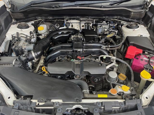 親切・丁寧な専門メカニックスタッフが応対！・車検・点検整備・事故等の修理などアフターサービスも安心。お車のカスタマイズもネクステージのサービススタッフまでご相談ください！