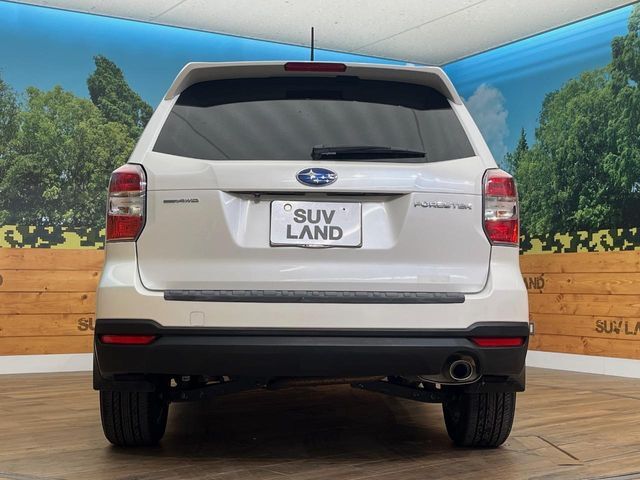 安心の最長10年・走行無制限保証（有償）をご用意。保証内容も充実はもちろん、無料点検＆オイル交換や、年中無休の全国・24時間ロードサービスも付帯されておりますのでご安心下さい。