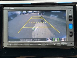 後方確認はオマカセのリアカメラ付です。雨天時や夜間のバック駐車時などで特に視界の安全確認に役立ちます。