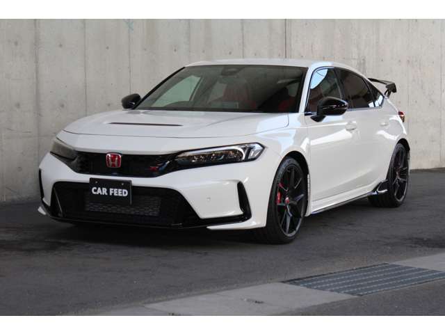 県外登録の場合別途県外登録費用、納車費用が必要です。