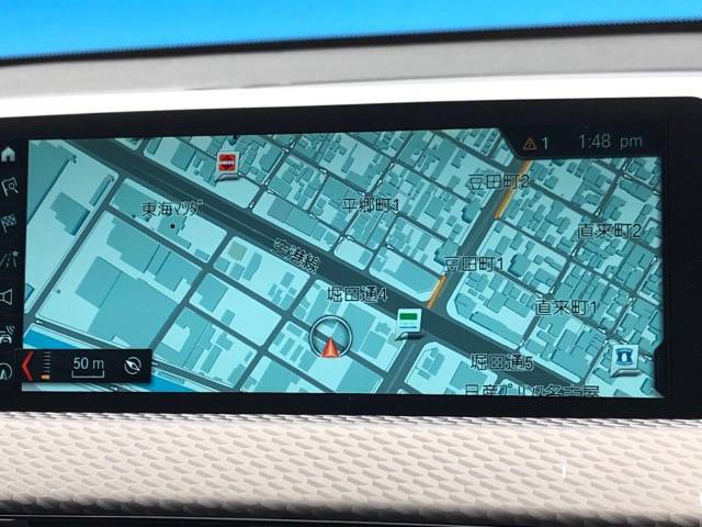 ●BMW純正ナビ:一体感のあるナビは、高級感ある車内を演出してくれます。Bluetooth再生などオーディオ機能も充実しておりますので、運転もより楽しめます♪