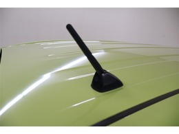 ラジオアンテナは可倒式です