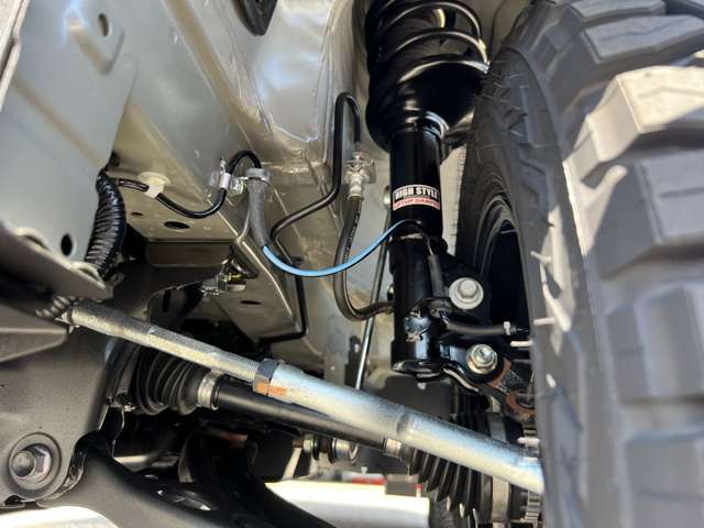 4WD　40mmリフトアップ　ラプター塗装仕様　バンパーガード　前後ABS製ショートバンパー　DEANクロスカントリー　TOYOオプカンRT　165/80R14　エーミング＆アライメント調整実施