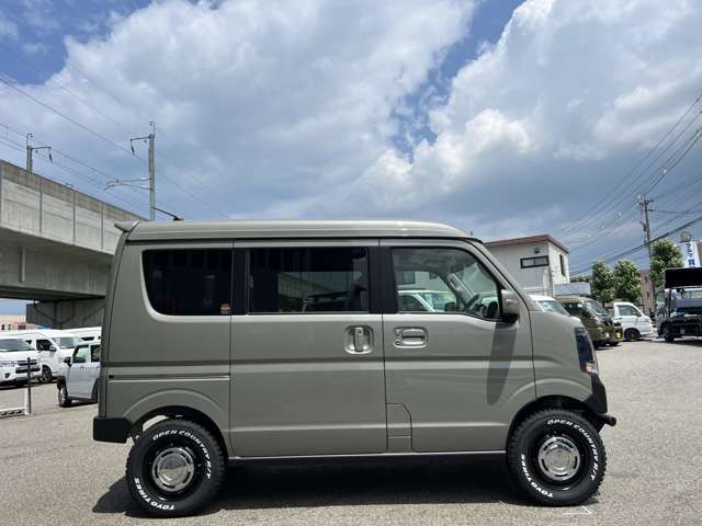4WD　40mmリフトアップ　ラプター塗装仕様　バンパーガード　前後ABS製ショートバンパー　DEANクロスカントリー　TOYOオプカンRT　165/80R14　エーミング＆アライメント調整実施