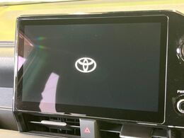 【10.5インチ　ディスプレイオーディオ】大画面のディスプレイはAppleCarPlayやAndroidAutoが利用可能。大きな画面でスマホナビアプリ等が利用いただけます♪