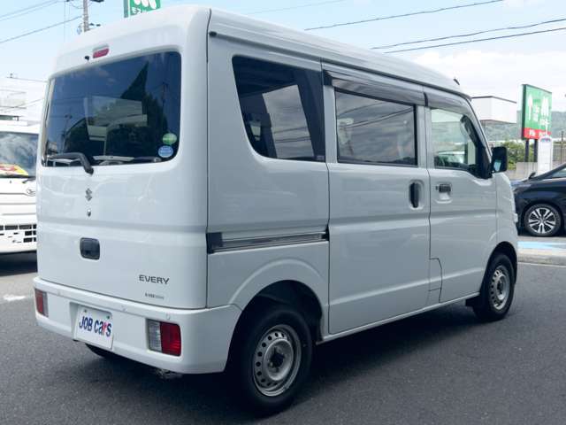プライベートのお車からビジネスカーまで、ご希望に沿ったお車をご用意しています！！早い者勝ちのプライス！！是非、お車を見にご来店ください！！ホームページ　http://www.jobcars.jp