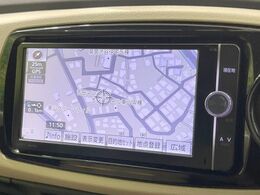 【ナビゲーション】目的地までしっかり案内してくれる使いやすいナビ。Bluetooth接続すればお持ちのスマホやMP3プレイヤーの音楽を再生可能！毎日の運転がさらに楽しくなります！！