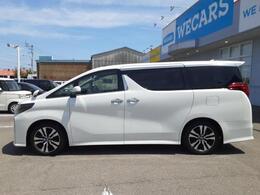 WECARSの在庫ページをご覧いただき誠にありがとうございます！WECARSは「お客様第一」をモットーにお客様のカーライフを全力でサポートいたします！