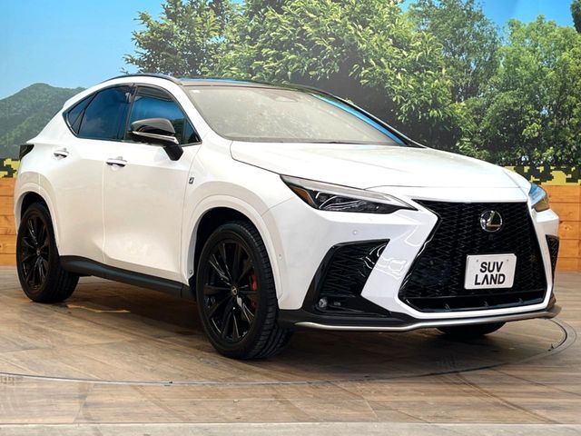 大好評のボディコーティング「弾スプラッシュコート」もご納車までに施工可能。通常のガラスコートと異なる、耐久年数6年の無機質ガラスコーティングが、ボディをキレイな状態に保ってくれます。
