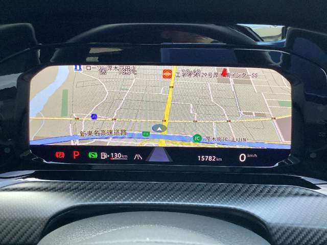 デジタルメータークラスター''Digital Cockpit''により視点移動が少なく疲労を軽減できます。