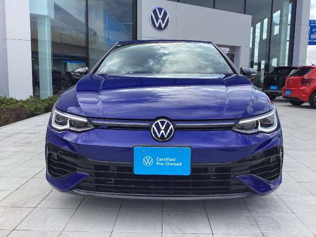 経験豊富なスタッフが、お客様のご愛車選びをサポートさせていただきます。何なりとご相談ご用命ください。