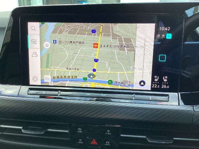 Volkswagen純正インフォティメントシステム’’Discover Pro’’SSDナビゲーション、AM/FM、ハンズフリー等多彩なインフォテインメントを自在にコントロールできます。