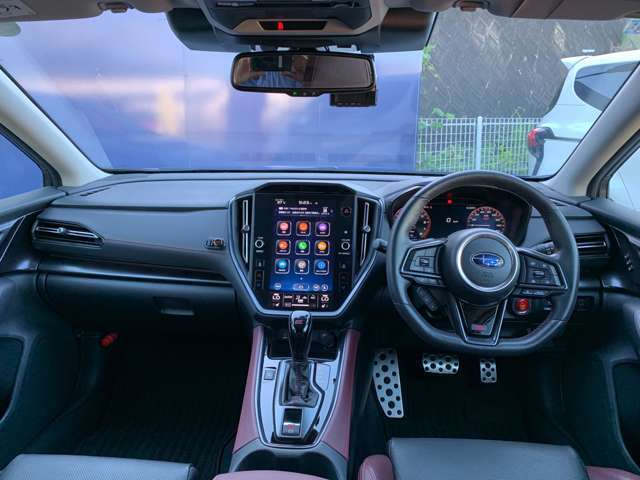 高級感のある運転席周りとなっております！