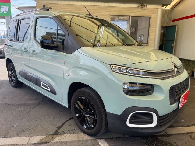 ワンオーナー・禁煙車のお車になります。一度見て頂ければきっと「お気に入りの1台」になると思います！