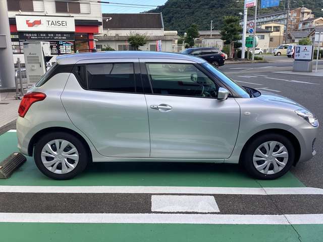 右側面の写真です。