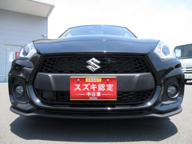 正面より撮影☆無料保証付き販売車です！ ☆全国どこへでも！ 陸送可能(有料)ですので、県外の方も是非ご相談ください！