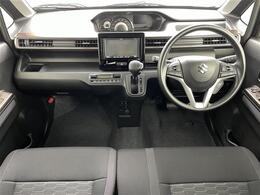 【インパネ全体】全方位で視界が広く、高い目線で運転もしやすいです！