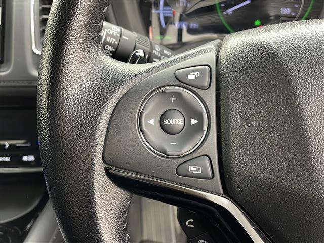 【運転席操作部】快適なドライブを楽しむための機能が装備されています！運転席から触れるので、使いやすいです！除菌プランいれていただくと、さらに清潔で安心していただけます！