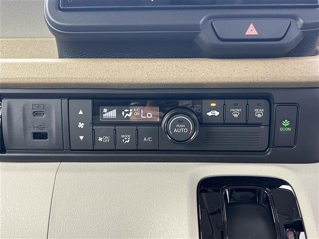 【運転席操作部】快適なドライブを楽しむための機能が装備されています！運転席から触れるので、使いやすいです！除菌プランいれていただくと、さらに清潔で安心していただけます！