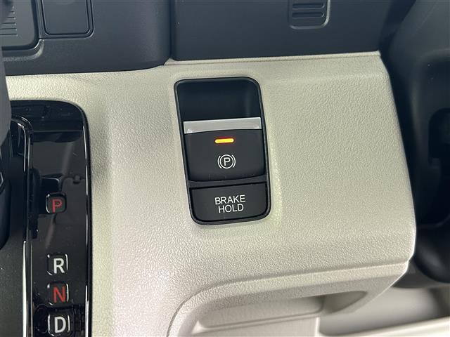 【運転席操作部】快適なドライブを楽しむための機能が装備されています！運転席から触れるので、使いやすいです！除菌プランいれていただくと、さらに清潔で安心していただけます！