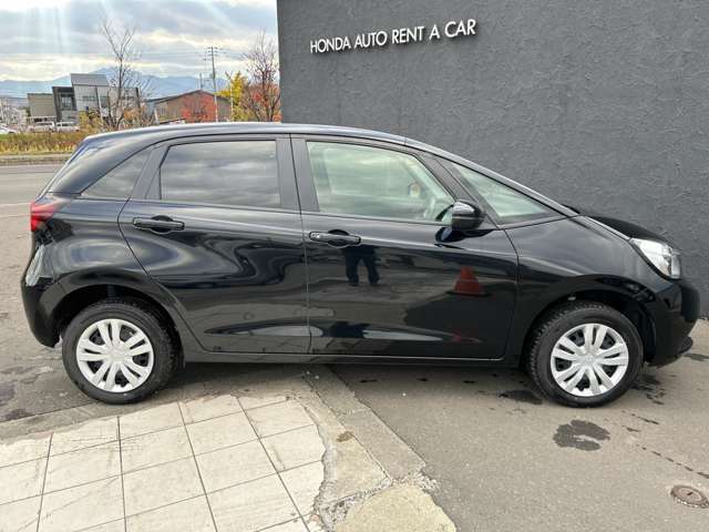 当社では新車・中古車販売・レンタカー取り扱いの他、車検、板金塗装、保険代理店業務もおこなっております。お車のことならば、お気軽にご相談ください。