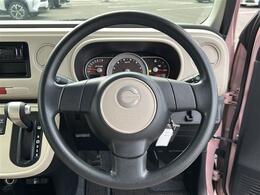 気になる車はすぐにお問い合わせください！画面右側の0066から始まる無料ダイヤルからお問い合わせ下さい！専門スタッフがお車のご質問にお答えいたします！