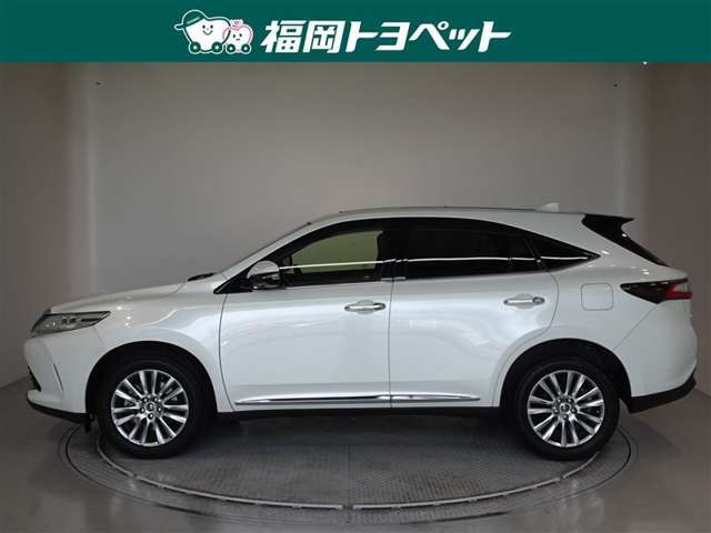 トヨタの人気SUV、ハリアー　プログレス　メタル＆レザーパッケージが入荷しました。