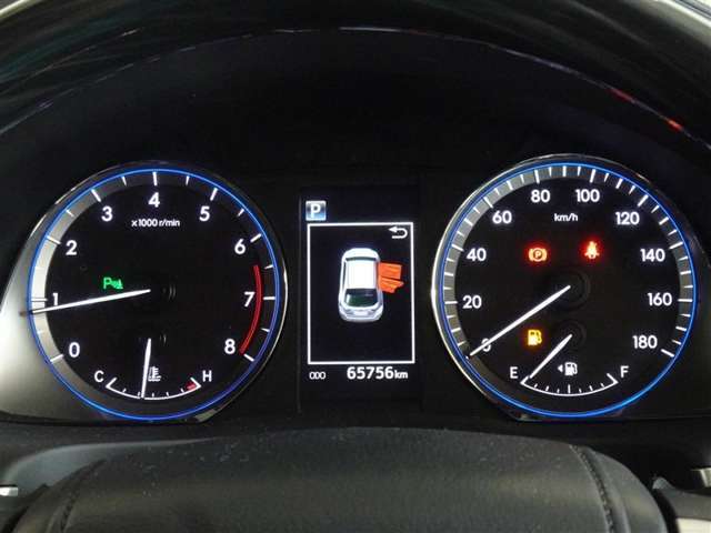 機能的で高級感のあるメーターです。