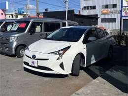 ご覧いただきありがとうございます♪気になったお車がありましたらお気軽にお電話をください♪