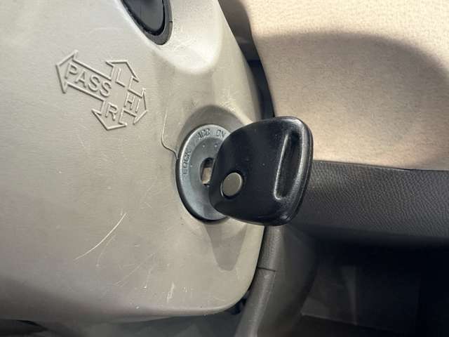 お車に関することは、全て当店にお任せください！新車・中古車販売はもちろん、車検、点検・修理、板金塗装、自動車保険等・トータルサポート致します！！