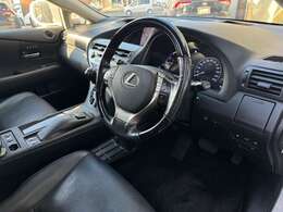 福島県郡山市「国道49号線」と「うねめ通り」沿い「桑野3丁目」交差点、茶色の「Brat」の看板が目印！！SUV専門店Brat郡山。ご遠方の方は、Brat郡山TEL:0066-9711-433405まで！LINEでのご商談も受付しております。