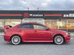 購入時にナビゲーション取り付けやスタッドレスタイヤなどのアフターパーツも同時にご購入いただけます。