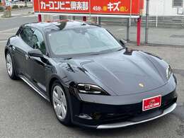 こちらの車両は少し離れた（約1時間）駐車場で保管しておりますので、ご来店には予約制とさせていただいております。出来れば前日までにご連絡いただきますと、スムーズご案内出来ますので宜しくお願い致します。