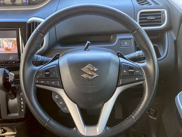 ケーユーカードにご入会（有料）頂くとキーの閉じ込み、バッテリー上がり、ガス欠から万一の事故などのトラブルにも24時間365日サポートのロードサービスをご利用頂けます。また年2回のオイル交換も含まれます