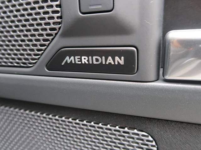 【MERIDIANデジタルサウンドシステム】コンサートのような臨場感溢れる音響空間を実現します。MERIDIANは英国のプレミアムオーディオブランドです。どうぞ店頭にてご体感ください。