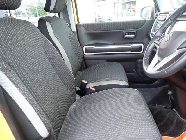 実際に見て頂ければご納得して頂ける上質車をご用意しておりますが、万が一お気に召されない場合でも当社独自の仕入れルートにてご希望の一台をお探し致しますのでご安心下さいませ！！